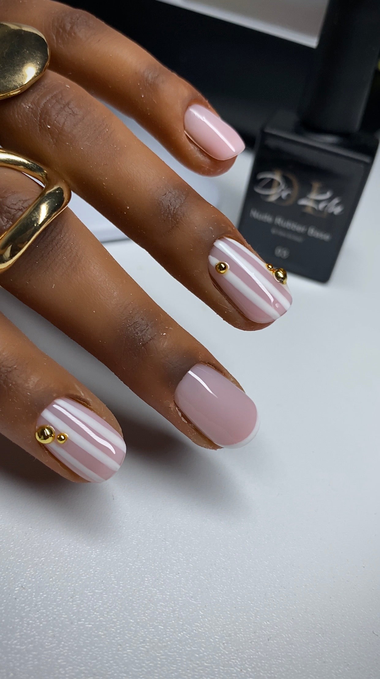 Nude Rubber Base Gel 03